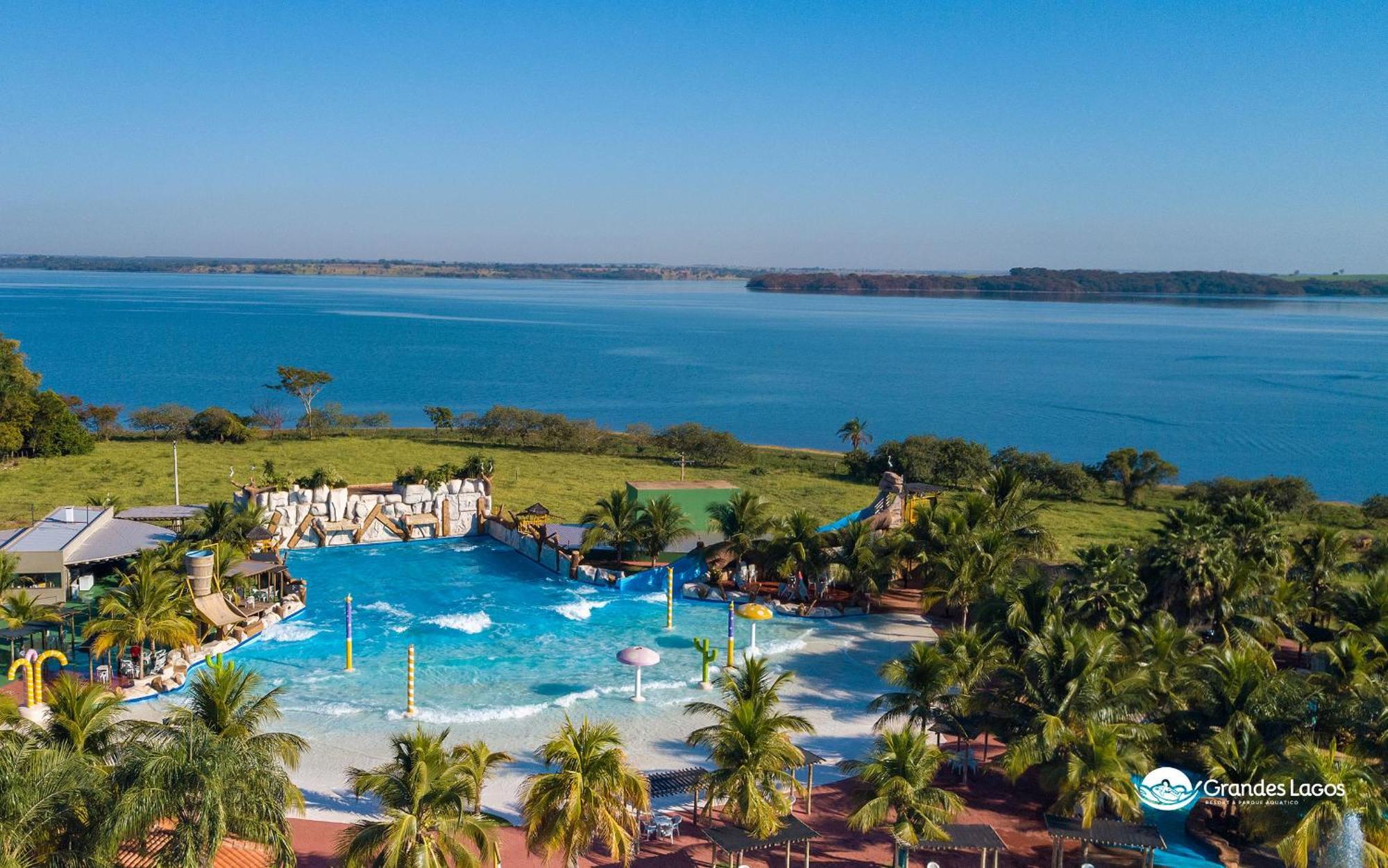 Grandes Lagos Resorts E Parque Aquatico Santa Clara d'Oeste Exterior foto
