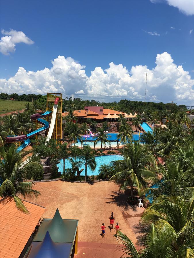 Grandes Lagos Resorts E Parque Aquatico Santa Clara d'Oeste Exterior foto