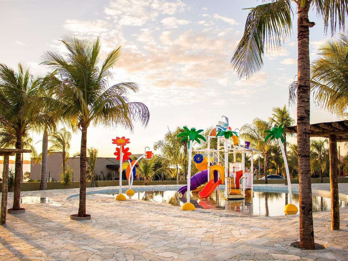 Grandes Lagos Resorts E Parque Aquatico Santa Clara d'Oeste Exterior foto