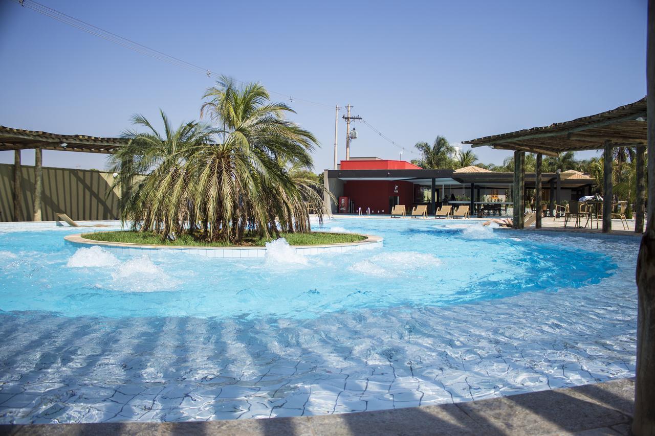 Grandes Lagos Resorts E Parque Aquatico Santa Clara d'Oeste Exterior foto